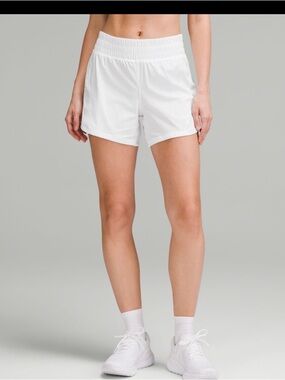Lululemon track that mid rise light blue Athletic Shorts  lined size 8 inseam 5”